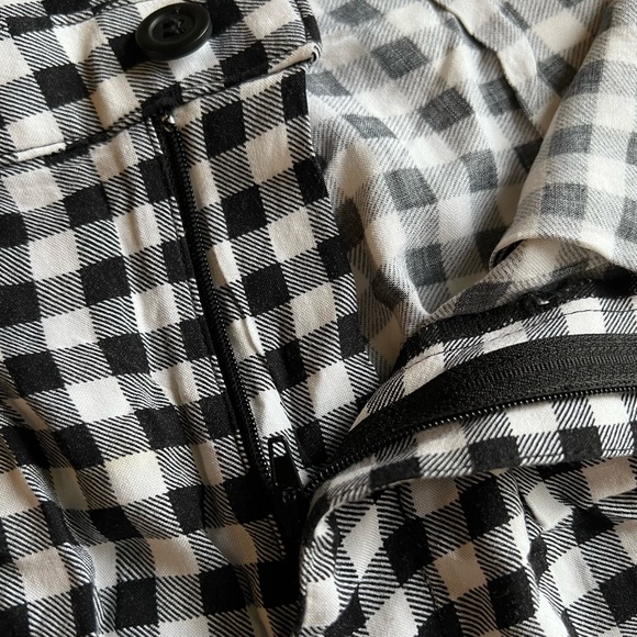 American Apparel - Checkered High-waisted Shorts - Picture 3 of 7